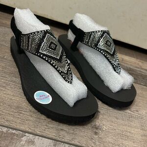 Sketchers Meditation Yoga Foam Rock Crown Glitter Black sliver Slingback Thong …